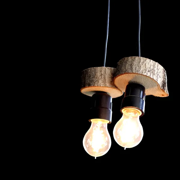Bordslampa trä landstil äppelgrön