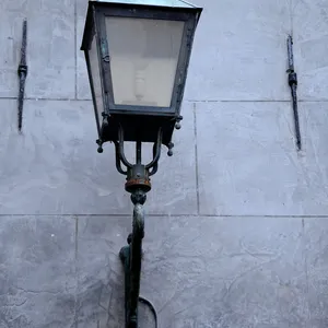 Trävägglampa violett small