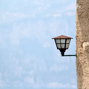 Trävägglampa lilla